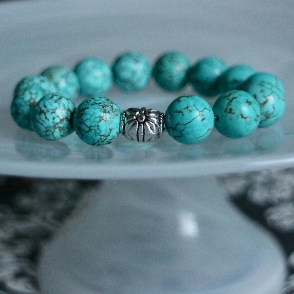 Handmade- Healing Turquoise Gem Bracelet
